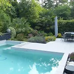 Standing Piscine Privee En Ecrin De Verdure *
