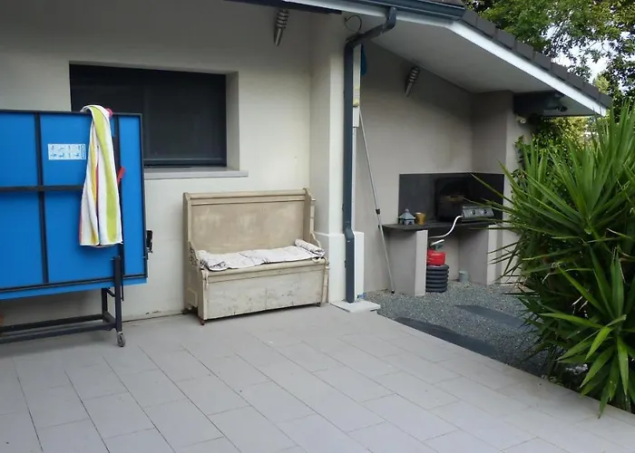 Villa Standing Piscine Privée En écrin De Verdure *