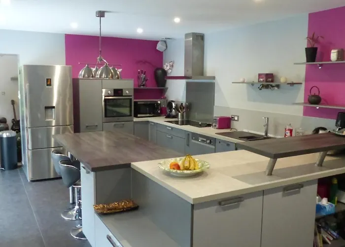 Standing Piscine Privée En écrin De Verdure *