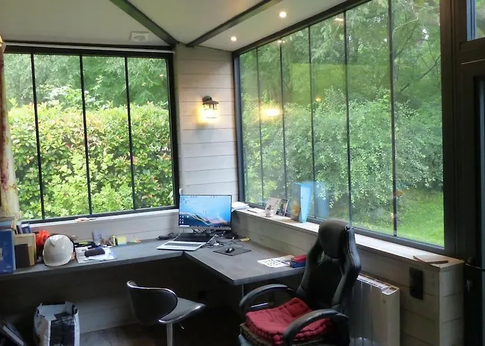 Standing Piscine Privée En écrin De Verdure Villa